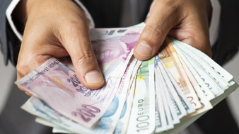 BUGÜNÜN DÖVİZ FİYATLARI 3 EYLÜL 2026 || Dolar, Euro, Sterlin ne kadar, kaç lira ediyor? Dolar ve Euro'da son durum nedir?