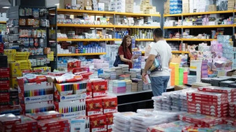 Kırtasiye alışverişi okulların açılışı öncesi hızlandı! Oda başkanından uyarı