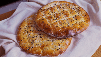 Ramazan pidesi tarifi (Videolu)