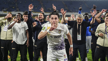 Eyüpsporlu futbolcular ligde kaldıkları için mutlu