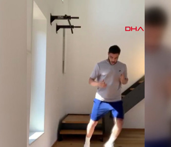 Ozan Kabak'tan 83 çılgın adım