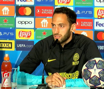 Hakan Çalhanoğlu: Bu finali kendi ülkemde oynayacağım için gururlu ve mutluyum