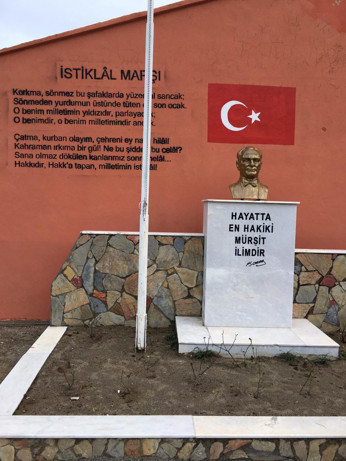 Üniversite öğrencilerinden okula sihirli dokunuş