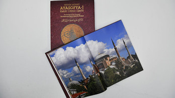 5 milyon kişi inceledi... Fethin Mührü: Ayasofya-i Kebîr Câmi-i Şerîfine büyük ilgi