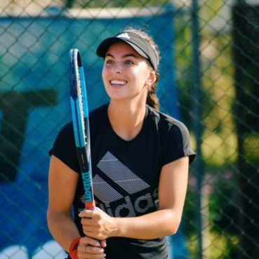 Gururla ve coşkuyla