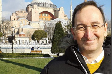 12 dilde Ahmet Ümit’i konuşacaklar