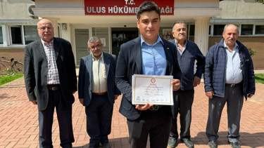 Bartında Şirinler köyünün muhtarı mazbatasını aldı