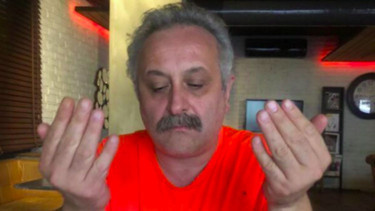 Onur Ünlü: İnternetten dua satıyordum