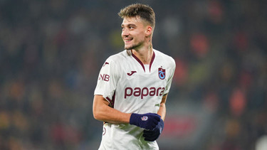 Ernest Muçi: Bu tür dönemler hayal kurdurur