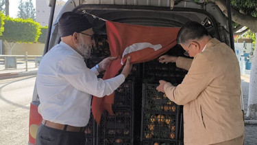 Yüreklere dokunan iyilik engel tanımadı, yine Mehmetçik için yola düştü | Kendi bahçesini don vurunca Hataydan destek geldi