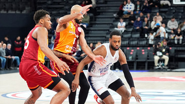 Anadolu Efes 5 maçlık mağlubiyet serisine son verdi