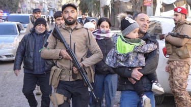 Halep’te terör örgütü YPG/SDG işgalindeki son mahallenin kurtarılmasıyla siviller tahliye edildi