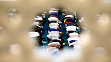 İlk oruç, iftar ve sahur tarihi 2026 Ramazan ayı başlangıcı || Bu sene Ramazan ne zaman başlıyor 2026 Ramazan ayına kaç gün kaldı, ilk oruç ne zaman tutulacak, ilk sahur hangi gün Diyanet Ramazan Bayramı tarihleri 2026...