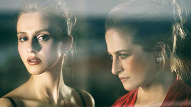 Yıllar sonra bir aradalar