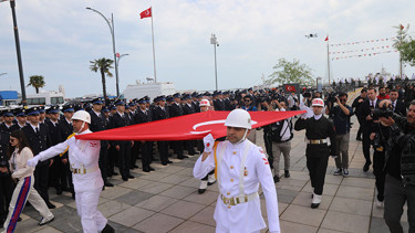 19 Mayıs Atatürk’ü Anma, Gençlik ve Spor Bayramı kutlandı