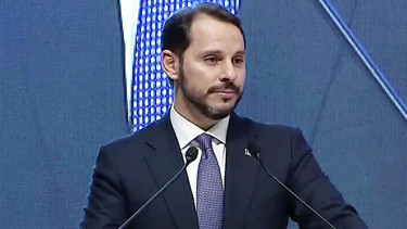 Berat Albayrak 15 Temmuz gecesi yaşananları anlattı: Uçağımızdaki pilotlardan biri FETÖcüydü