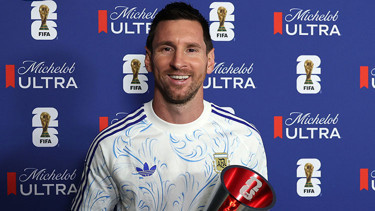 Messi, yürüye yürüye finale yükseldi