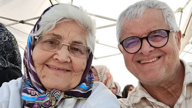 Bir dönem Türkiyenin en yakışıklılarından biriydi... Ne kadar ünlü olursa olsun o hâlâ köy çocuğu, hâlâ annesinin vefalı oğlu