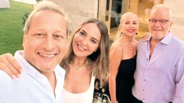 Aşkları belgelendi