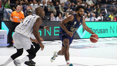 Fenerbahçe Tarfinden 100 sayılık şov