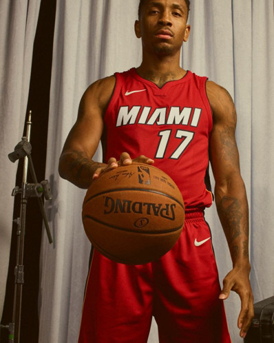 NBAde yeni sezon formaları tanıtıldı