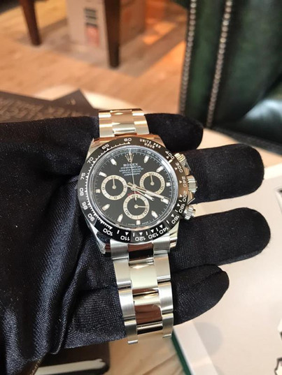 Çanta ve saatte ikinci el akımı