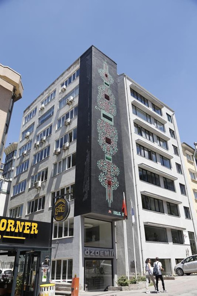 Binalar tuvale dönüşüyor