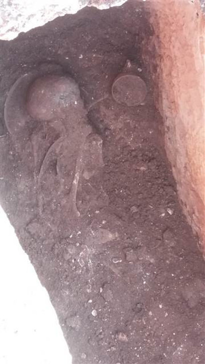 Adıyamanda 1500 yıllık insan iskeleti bulundu