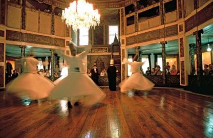 Tanrıyı Şehre çağırmalı