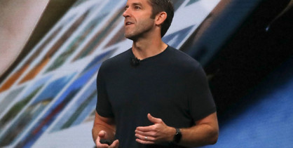 Apple’ın yeni patronu kim Tim Cook sonrası dönemin adı John Ternus