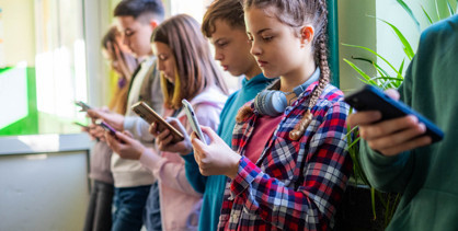 Polonya’da okulda telefon yasağı