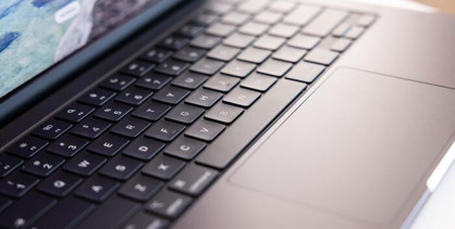 Apple Macbook Ultra için mi hazırlanıyor