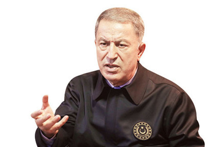 Savunma Bakanı Hulusi Akar’dan önemli mesajlar