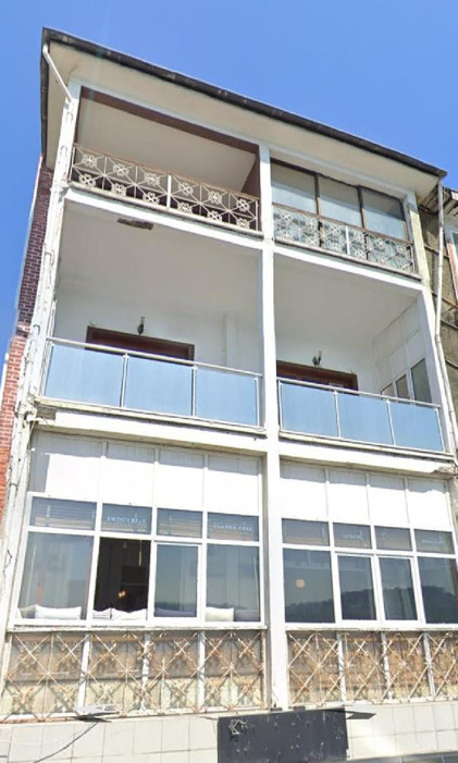 Beşiktaşta restorasyon çalışmalarında 4 katlı bina çöktü: 1 ölü, 1 yaralı