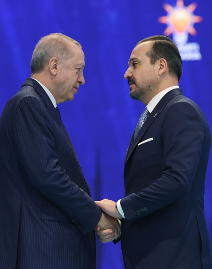 Cumhurbaşkanı Erdoğan, AK Partiye katılan Kürşad Zorluya rozet taktı