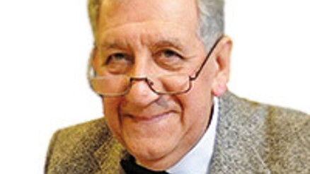 Unlu mamuller levhasını görünce