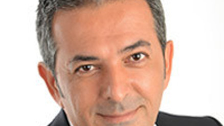 Kızıl Ordu Korosu versin elleme konserini