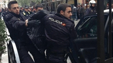 Galatasaray taraftarına polis saldırısı