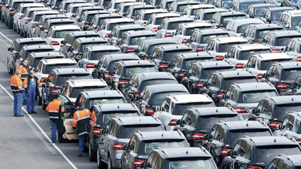 Otomobili Avrupalıdan yüzde 8 daha pahalıya alıyoruz