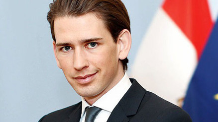 Erdoğanı uyaran 28lik bakanın internet sitesi çökertildi