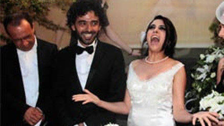 Çığlık çığlığa mutluluğa evet