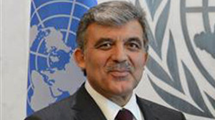 Gül: Esad gitmeli, cumhurbaşkanlığı adaylığı için bir yıl daha var Gül: Esad gitmeli, cumhurbaşkanlığı adaylığı için bir yıl daha var