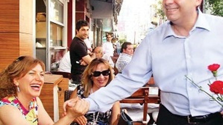 Tartan İzmir’in Kültür Bakanı