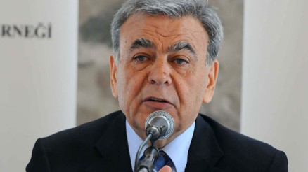 Aziz Kocaoğlunun kardeş acısı