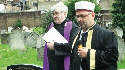 İki dinin dualarıyla uğurlandı