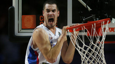 Nikola Kalinic resmen Fenerbahçede