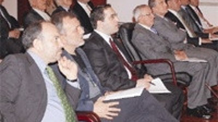 Global İlişkiler Forumu kuruldu, ilk başkan Rahmi Koç oldu Global İlişkiler Forumu kuruldu, ilk başkan Rahmi Koç oldu