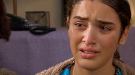 Küçük Gelin 50. Bölüm: Azad yaşıyor mu