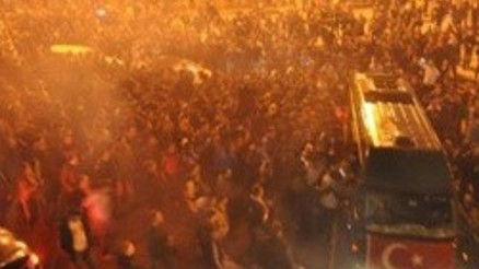 Novi Pazarda Fenerbahçe rüzgarı esti