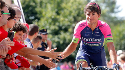 Ferrari ve Mori imzaları attı